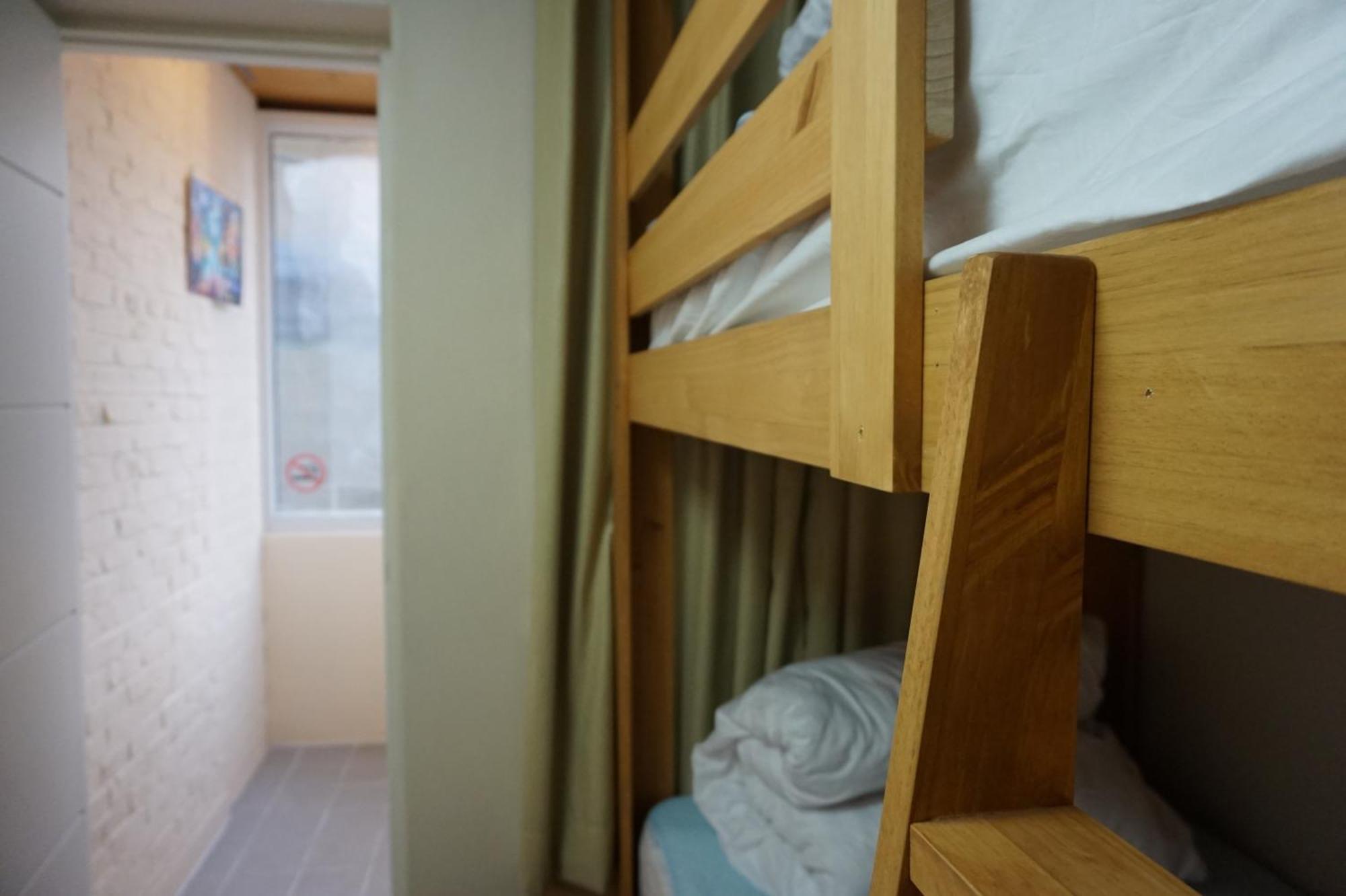 Br. Guesthouse Hongdae Seúl Habitación foto